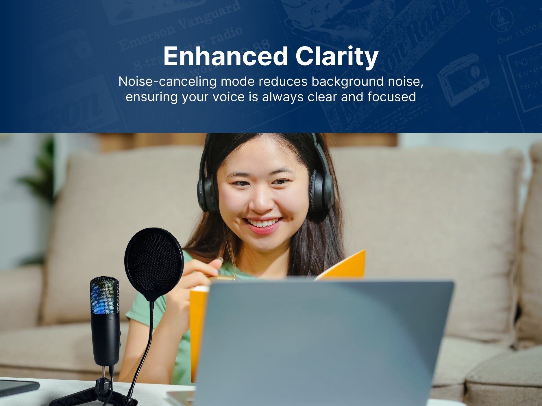 USB Gaming and Streaming Condenser Microphone 
with LED Lighting and Pop Filter